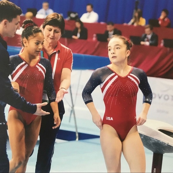 Hand signature from World Champion Gymnast - Picture 4 of 9